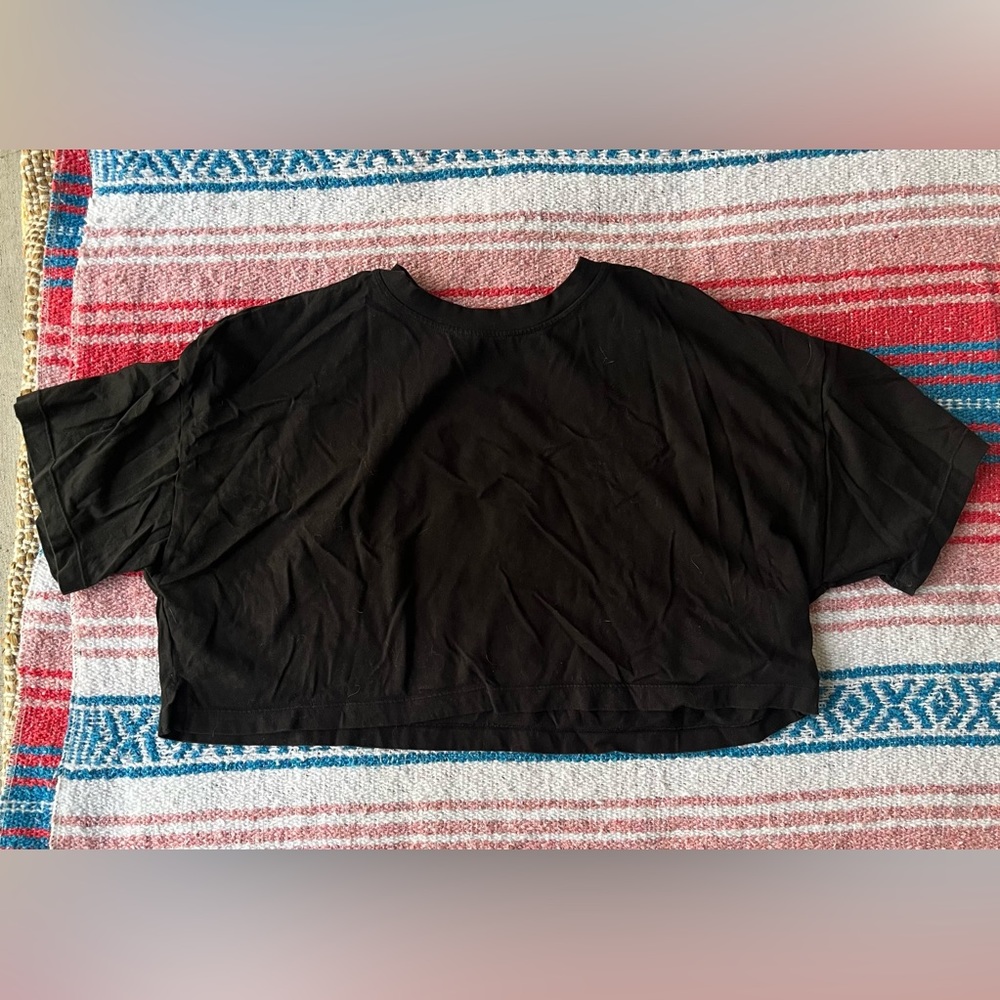 Paragon Box Cut Cropped Black Tee- Size Medium